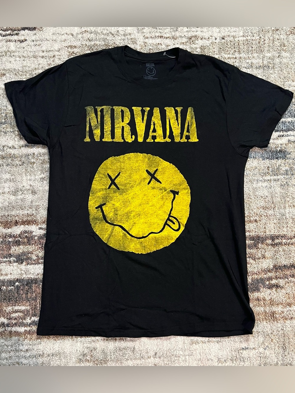 NEW NIRVANA Face Rock Band Tee T Shirt size Large Black